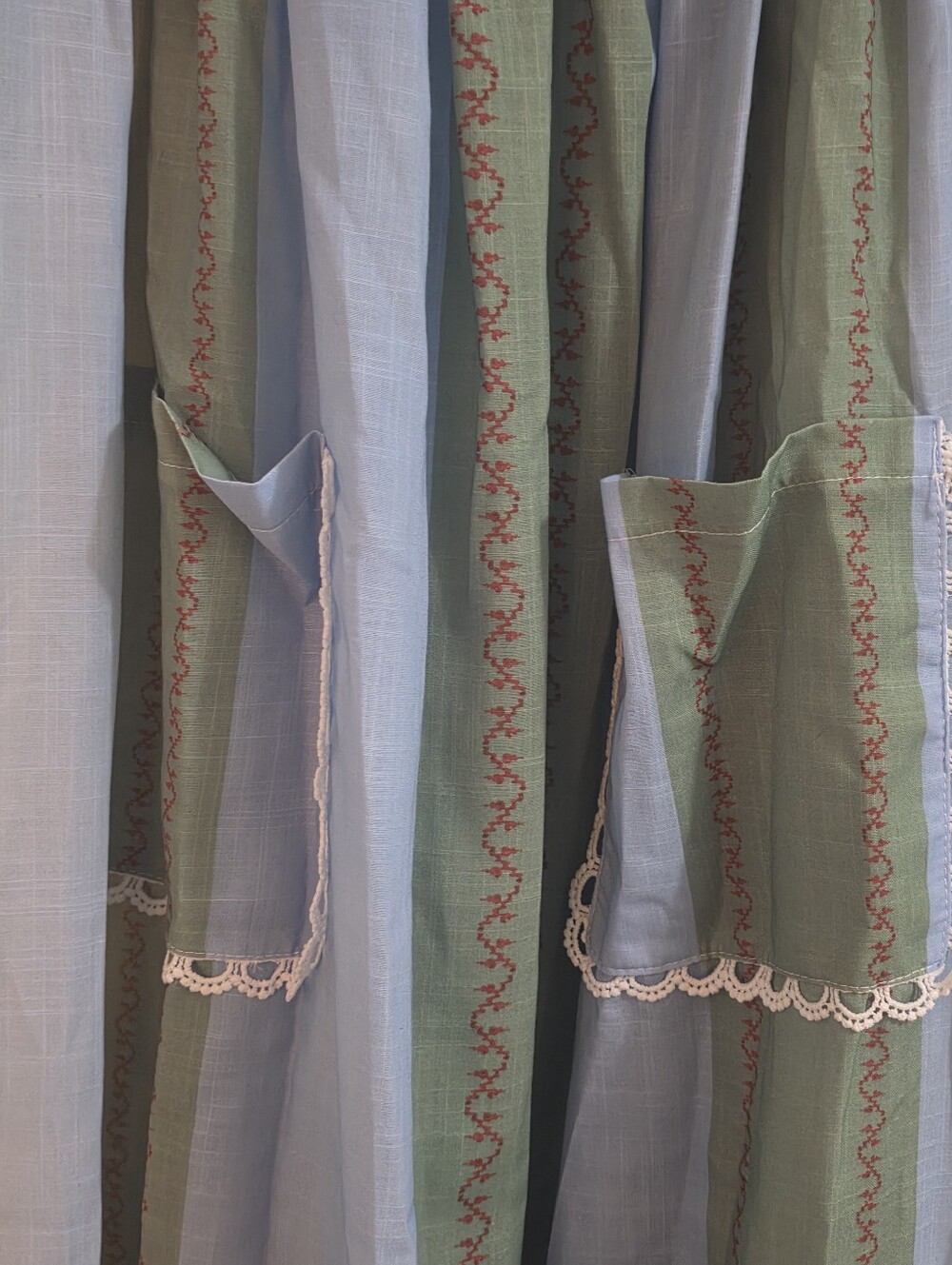 Love the Pockets!! On trend colorful.summer dress! - Picture 2 of 5